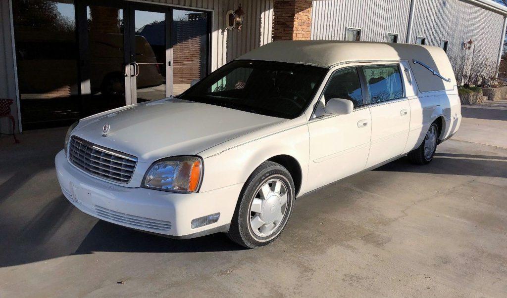 2001 Cadillac Hearse in good working condition