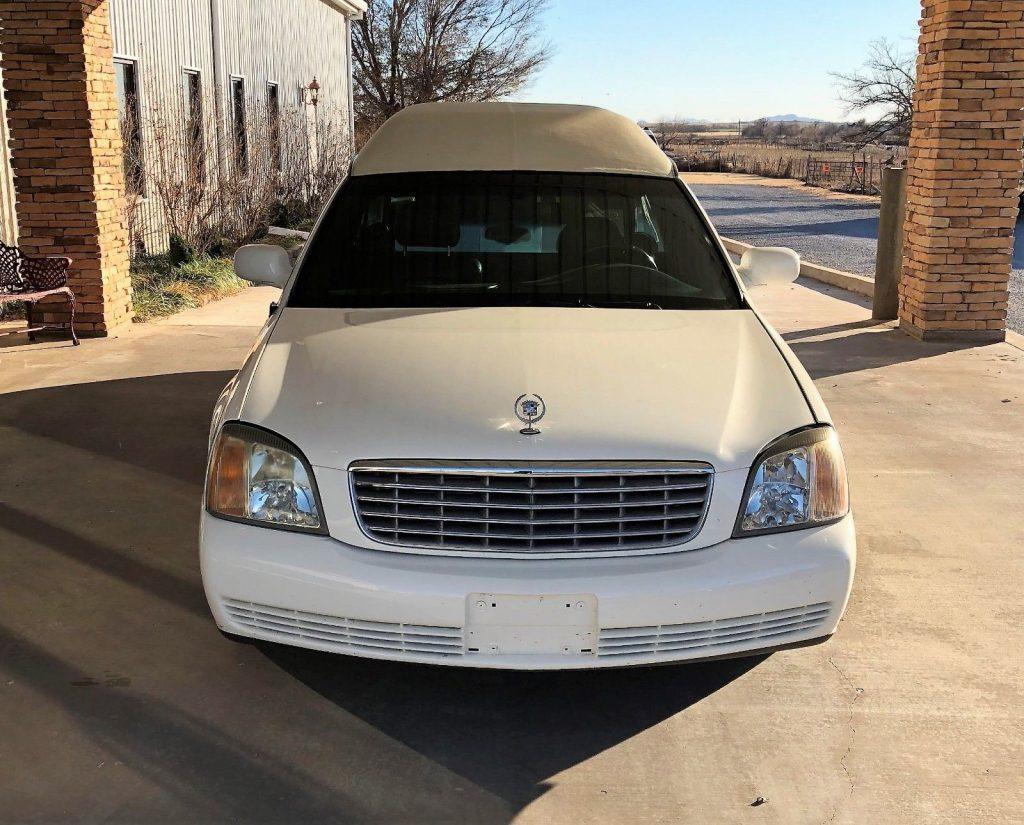 2001 Cadillac Hearse in good working condition