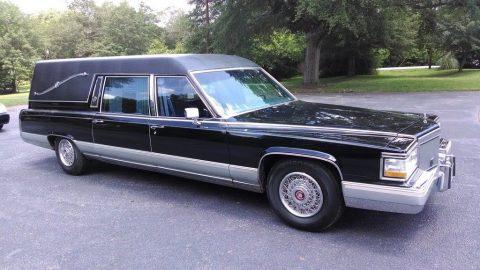 NICE 1992 Cadillac Fleetwood Brougham for sale