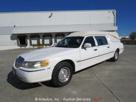1999 Lincoln Town Car for sale